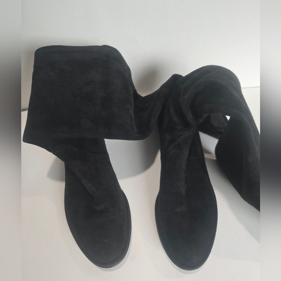 Stuart Weitzman Lowland Over Knee Suede Boots - Picture 11 of 16